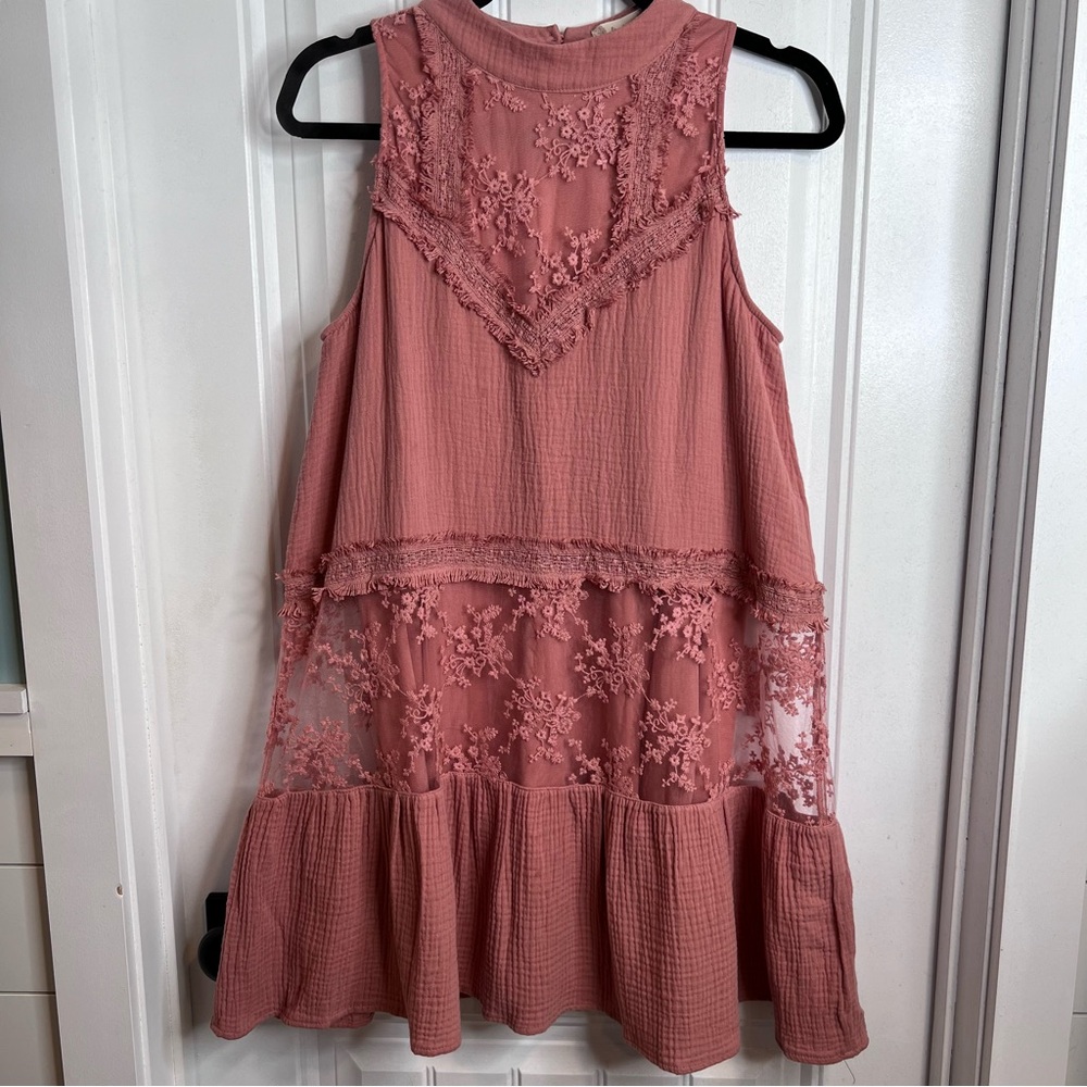 Altar'd State Dusty Rose Sleeveless Lace Mini Dress